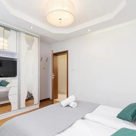 Mountain View Zborowskiego Krupowki By Renters Apartment